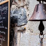 Des Calades Han/Misafirhane